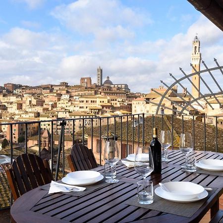 Appartamento Panoramico San Martino 12 Siena Bagian luar foto