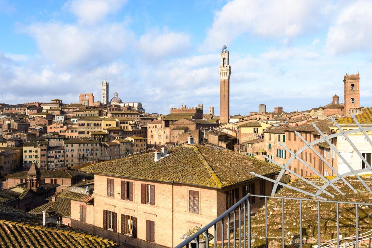 Appartamento Panoramico San Martino 12 Siena Bagian luar foto