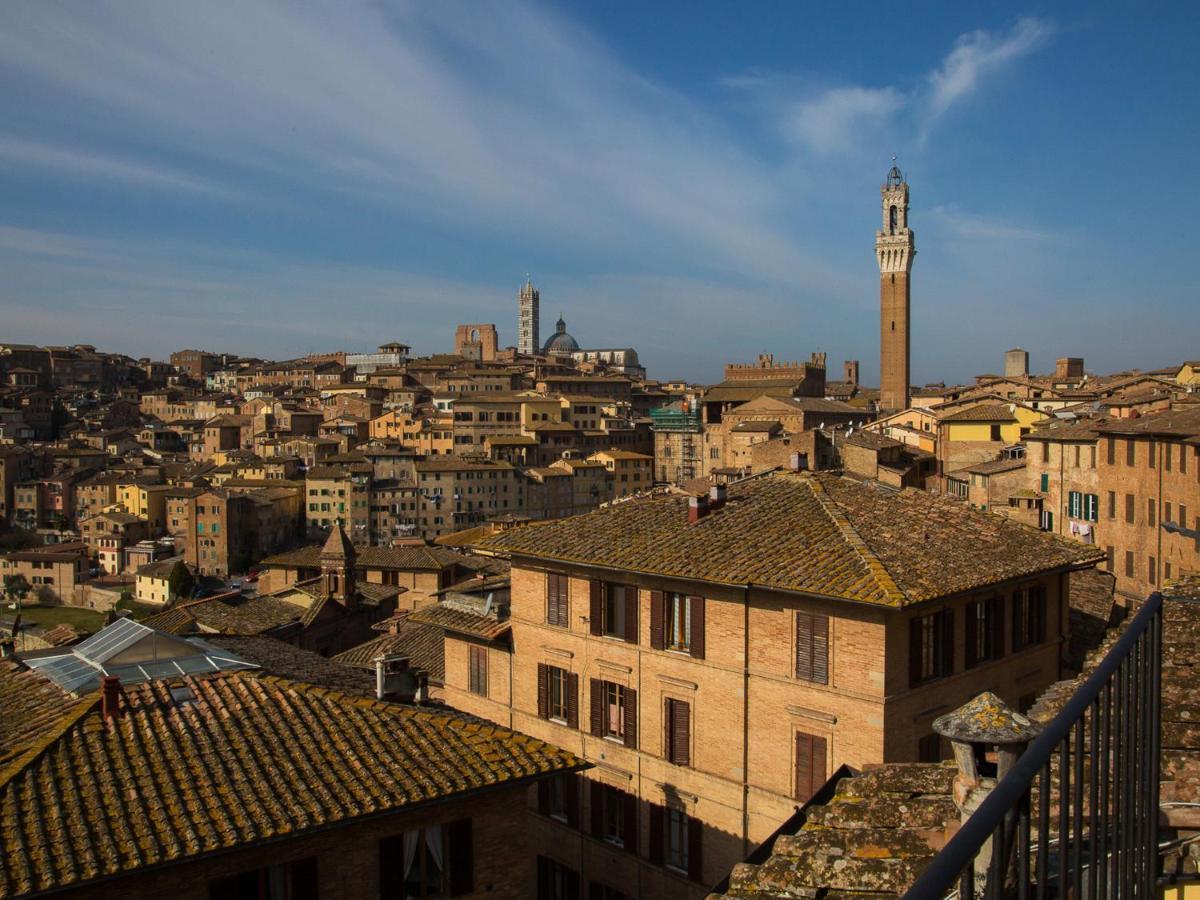 Appartamento Panoramico San Martino 12 Siena Bagian luar foto