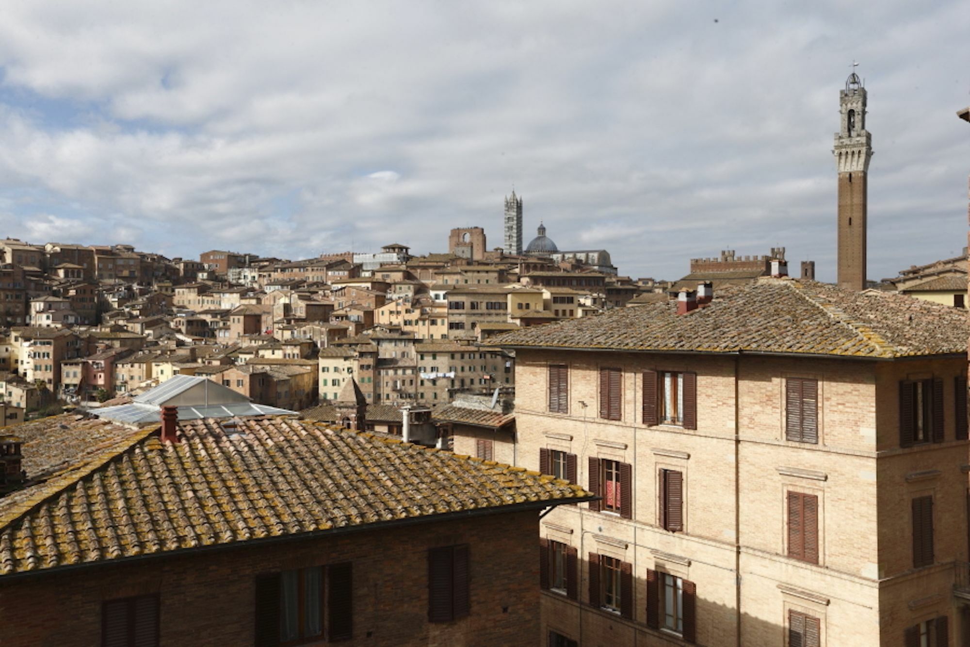 Appartamento Panoramico San Martino 12 Siena Bagian luar foto